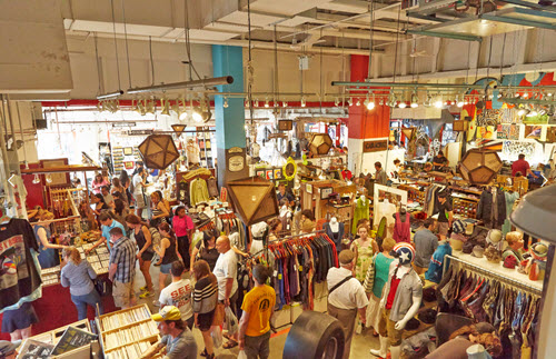 Artists & Flea Market