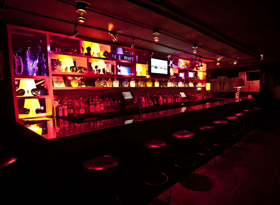 barracuda lounge